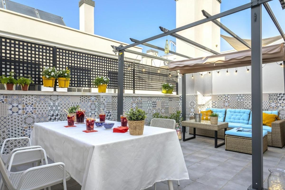-malagasunapts- Privateterrace Freeparking Pool Apartment Malaga